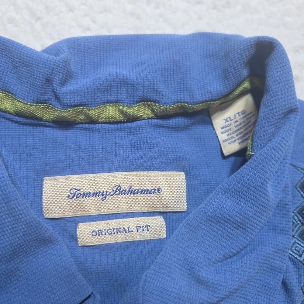Tommy Bahama Mens Size XL‎ 100% Silk Floral Short Sleeve Shirt Button Up